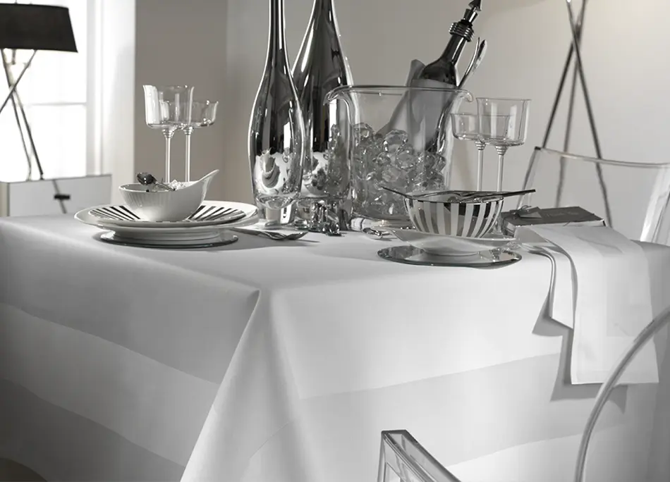 Supplier of table linen